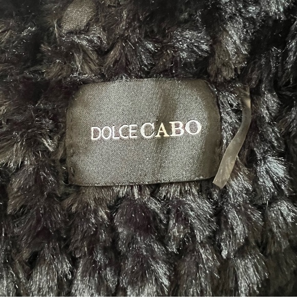 Dolce Cabo Faux Fur Vest - Picture 7 of 10